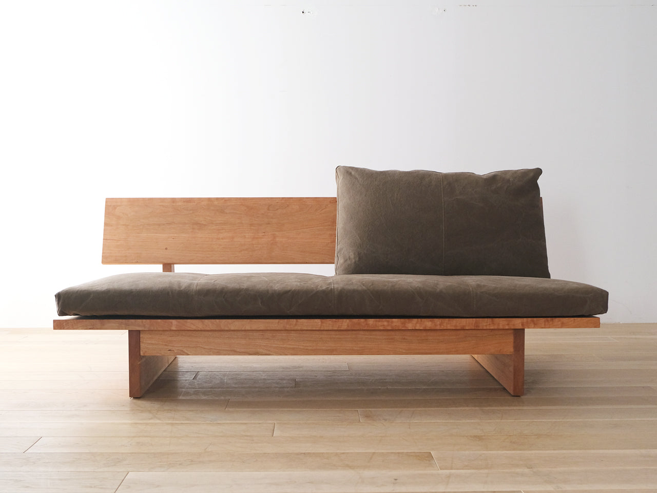 FREX Wood Sofa 126