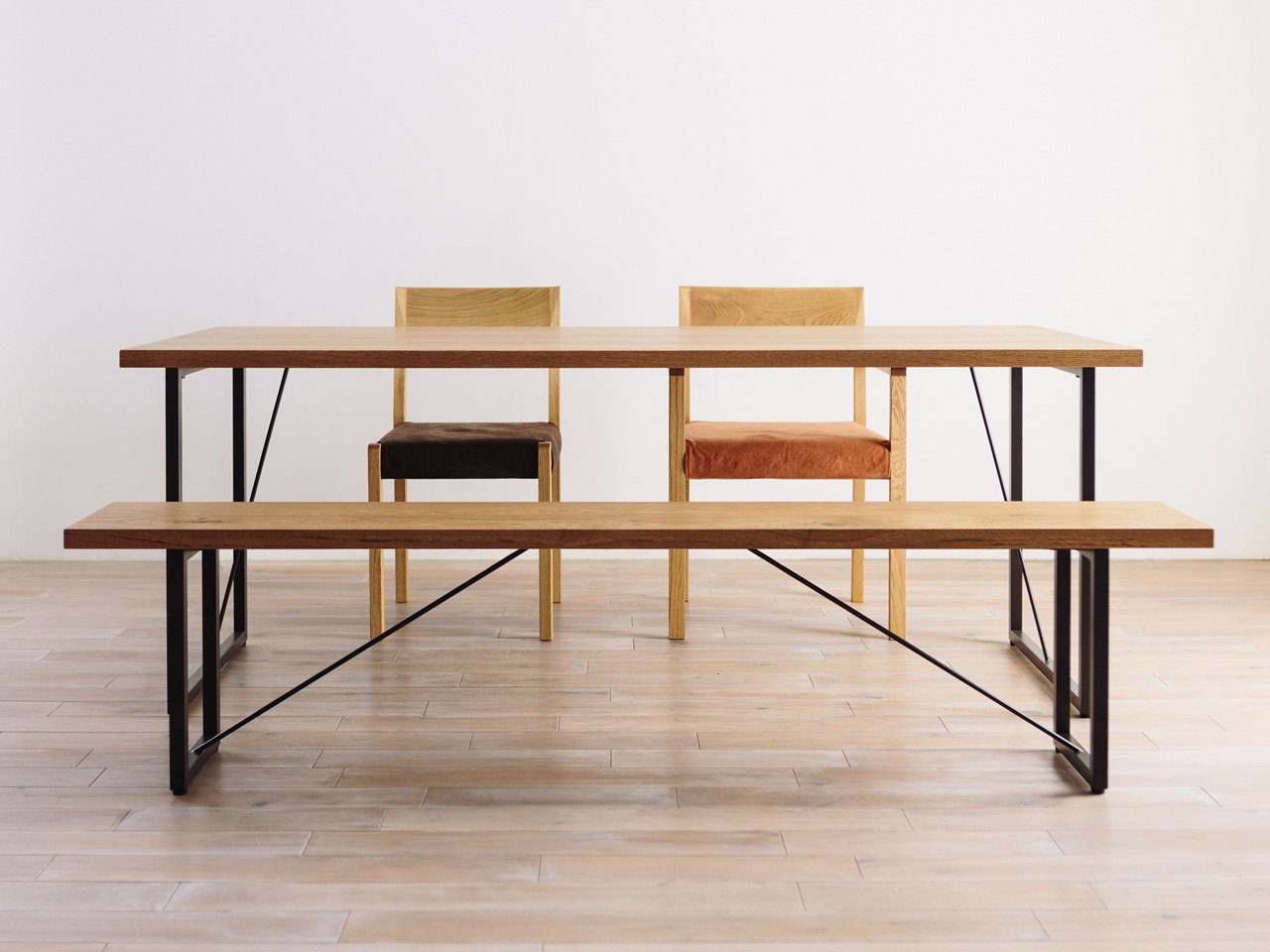 FREX Steel Leg Table
