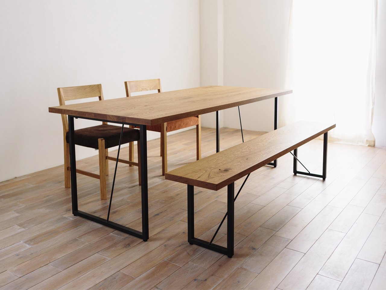 FREX Steel Leg Table
