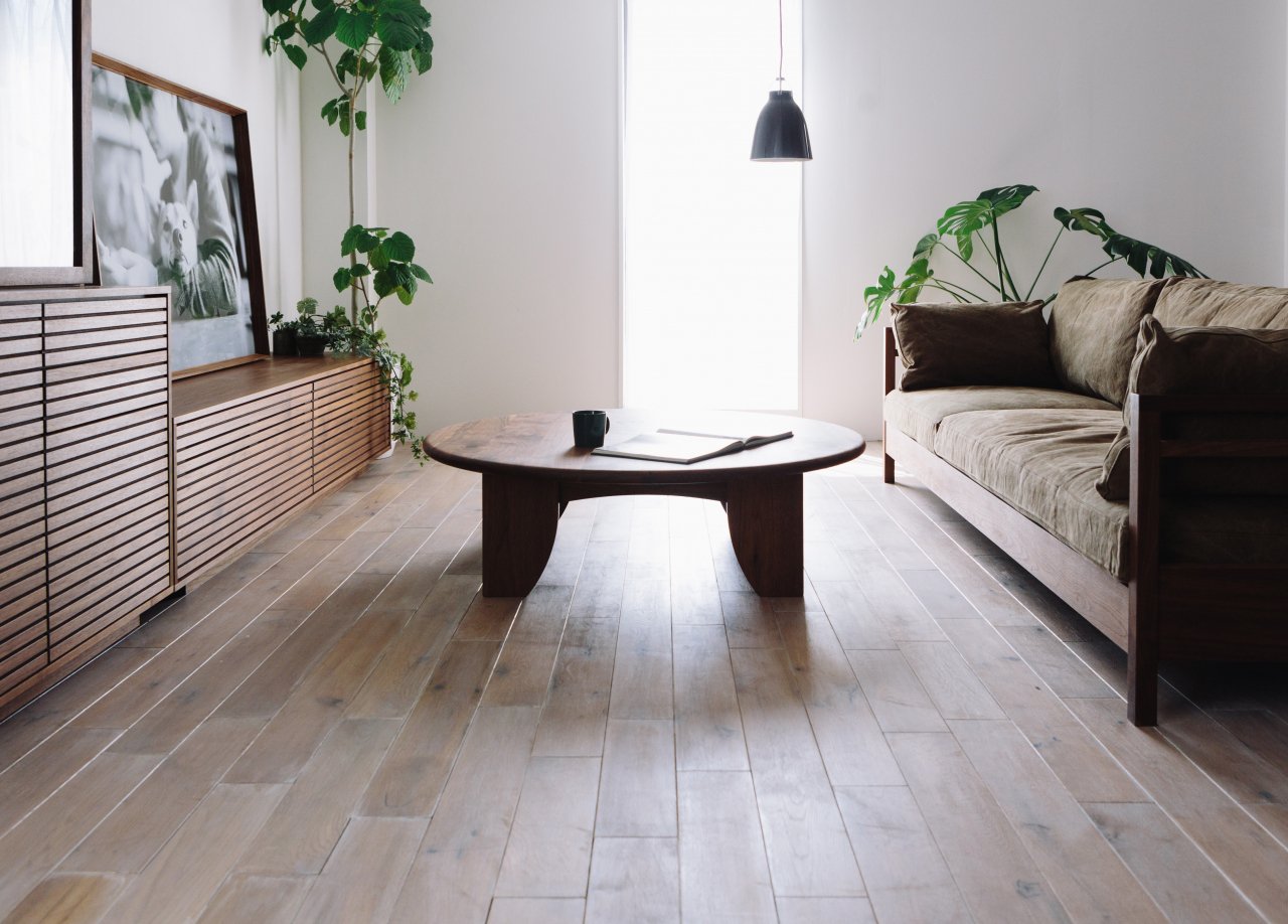 FREX Circle Table