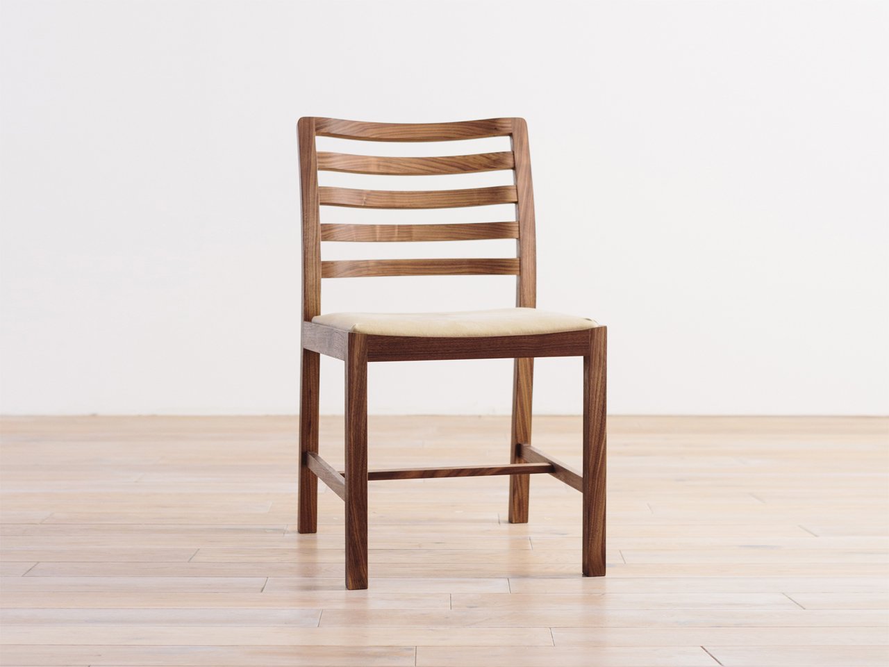 CORNICE side chair