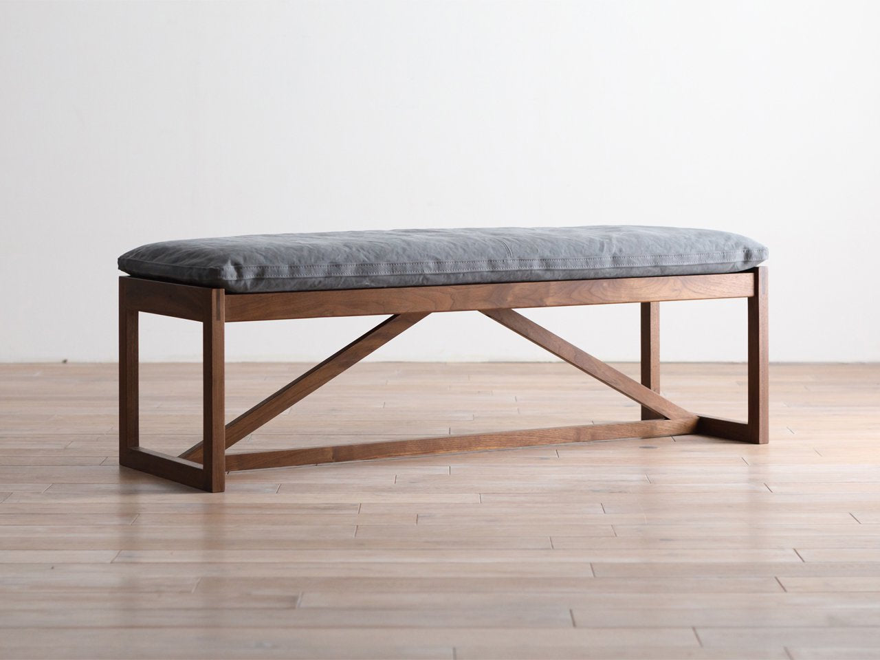 CORNICE LD Bench 121
