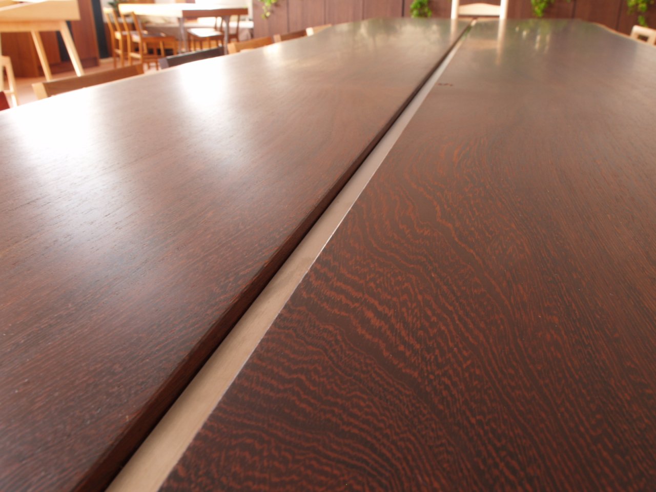 WENGE Table