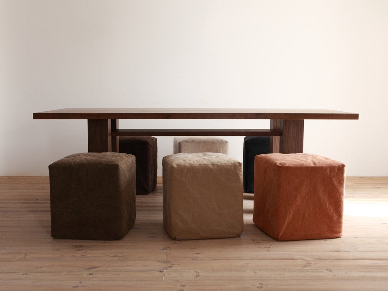 ZAGU Stool 042