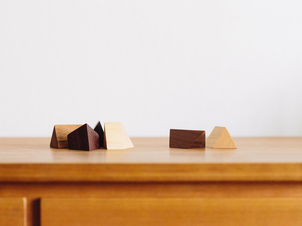 GIOCARE Pyramid Puzzle