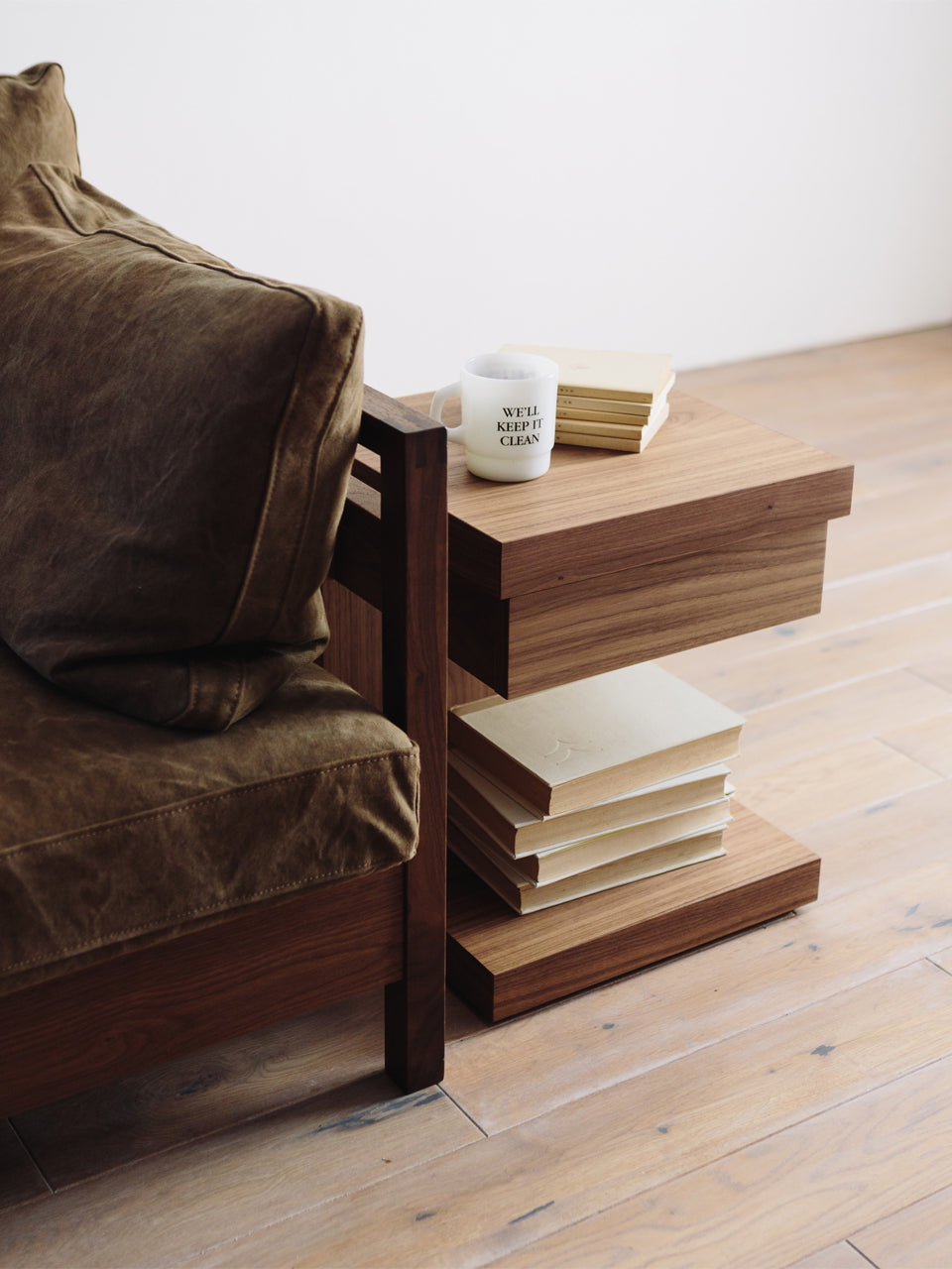 VERO IDEA night table 035