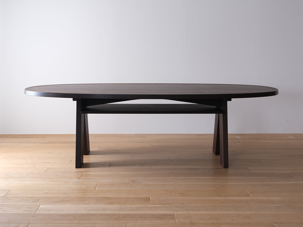 【限定】展示品・特注オーバルダイニングテーブル240ウェンジ