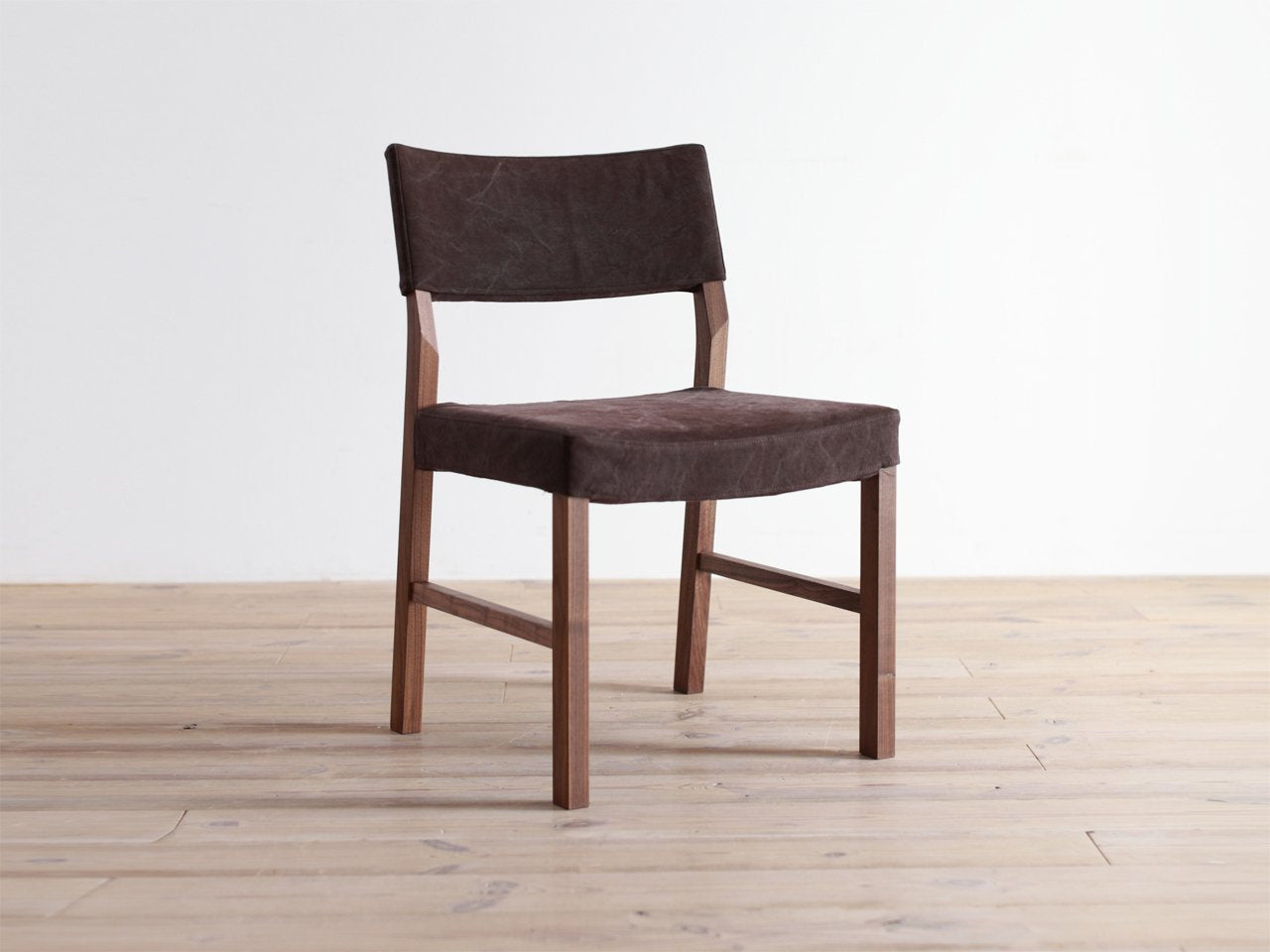 RIPOSO Side Chair