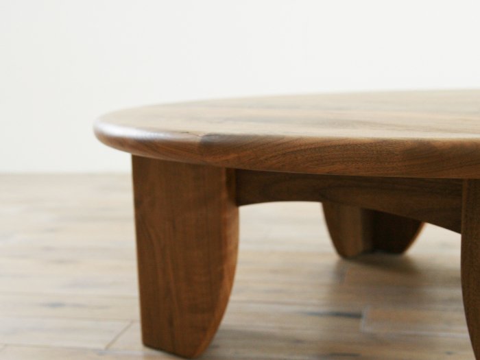 FREX Circle Table