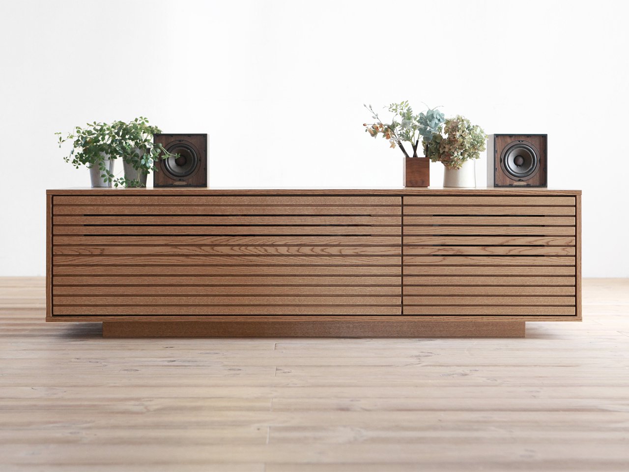 VERA CREPA TV Stand 150