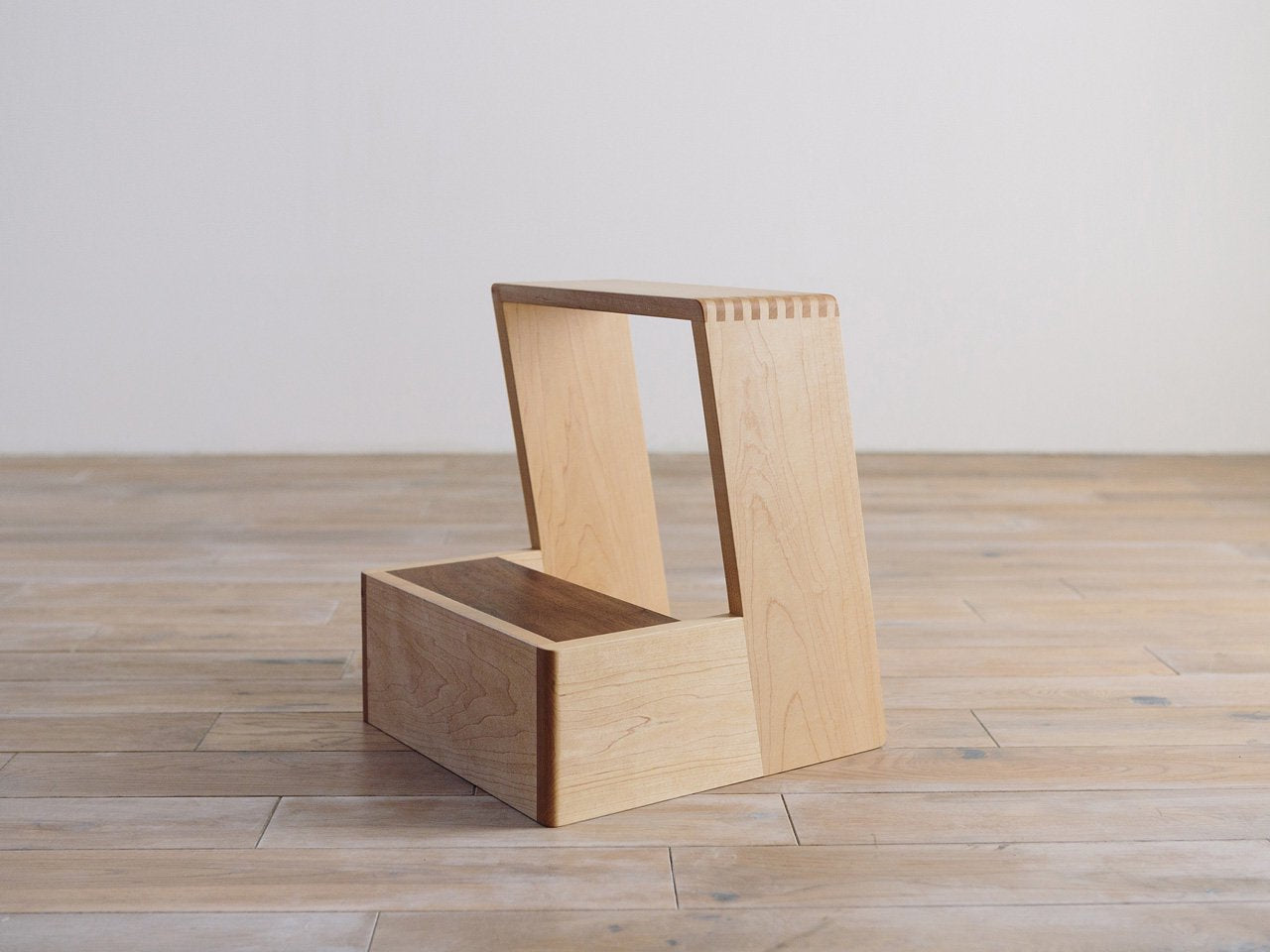 KF Step Stool