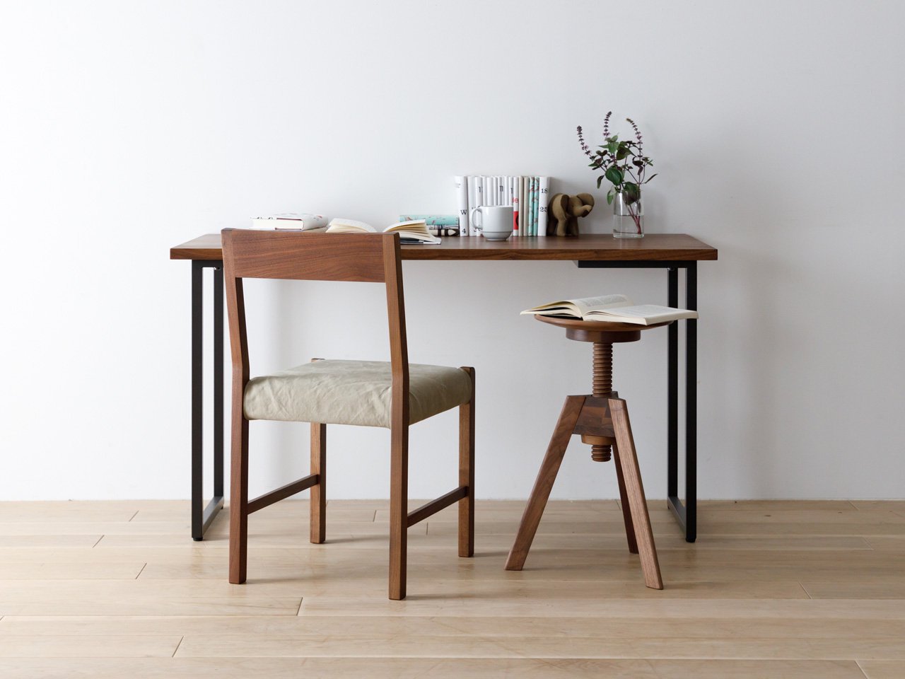 FREX System Desk